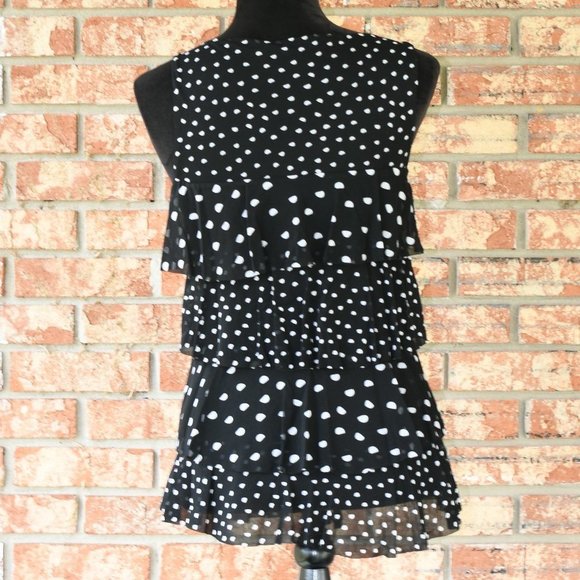 WHITE House Black Market Top - Picture 6 of 7